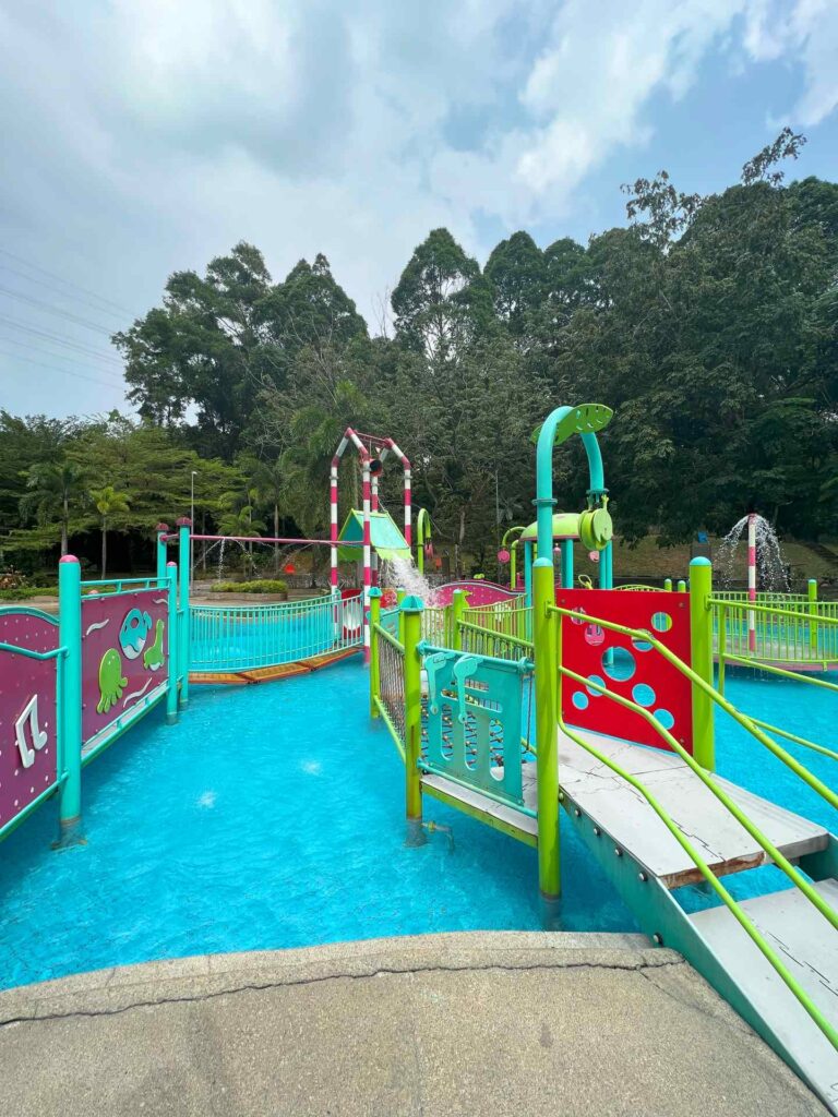 Water Plaza, a water play park at Pusat Sains Negara.