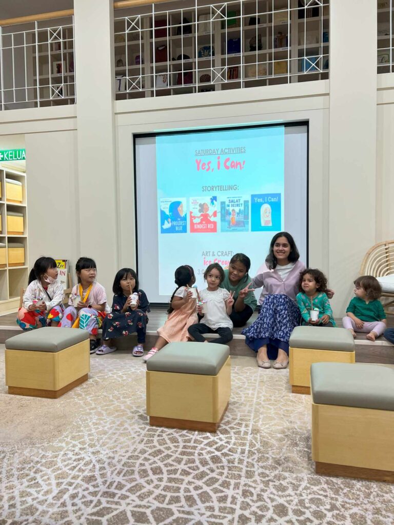 Free kids' activities storytelling and crafting at the Islamic Arts Museum Malaysia.